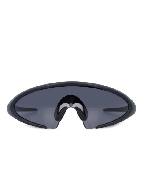 Oakley oversize-frame sunglasses