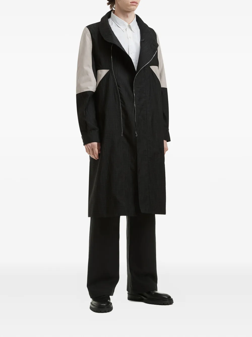 Kiko Kostadinov panelled zip-front coat | Single Breasted Coats | Image 2