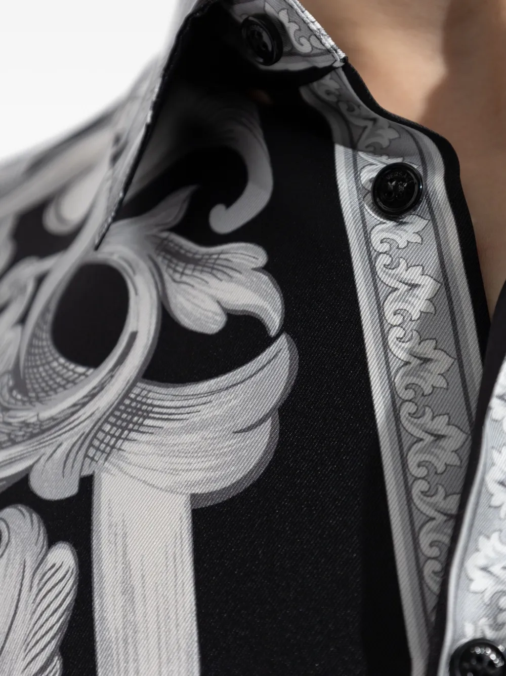 Versace Zijden overhemd met barokprint Zwart