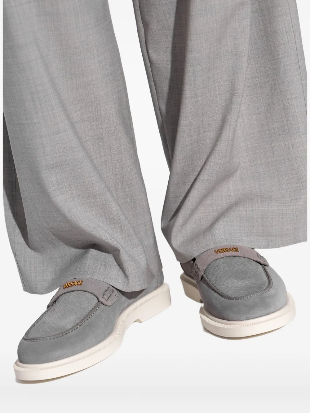 Versace Suède loafers Grijs
