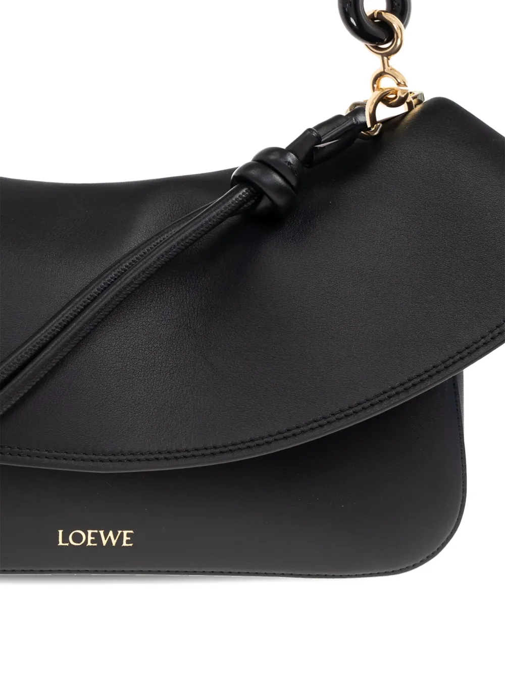 LOEWEショルダーバッグ LOEWE Leather Shoulder Bag | Black | FARFETCH