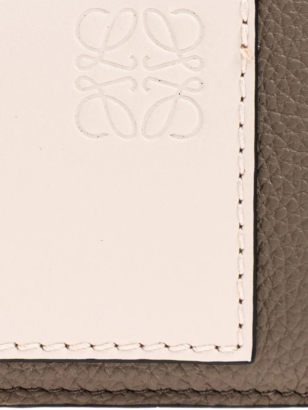 LOEWE Pasjeshouder met rits Beige