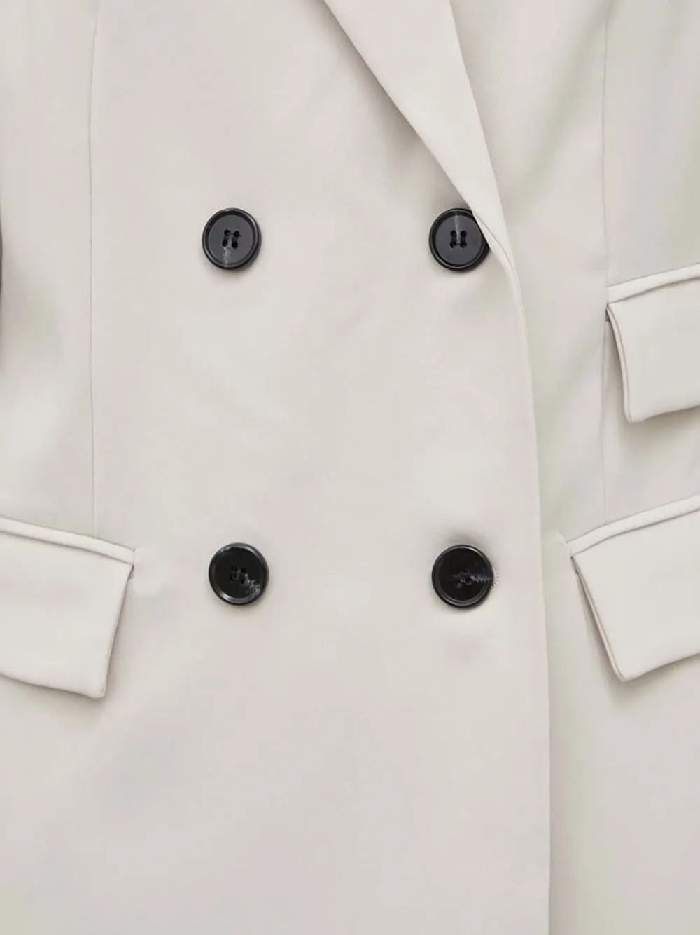 Bruuns Bazaar Brassica BB Linda blazer met dubbele rij knopen en pofmouwen Beige