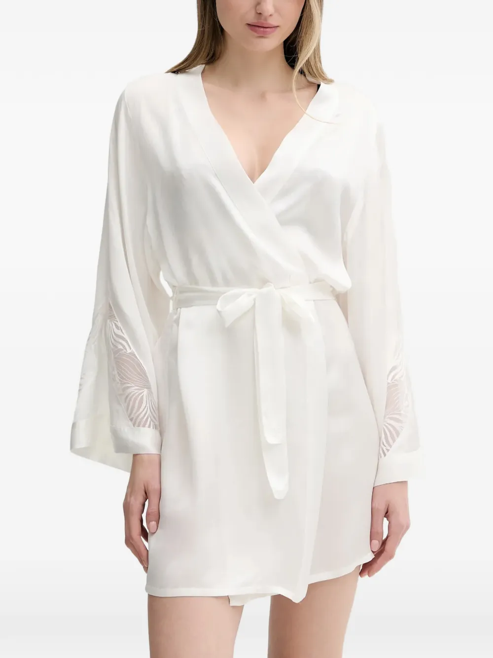Chantelle Legend wide-sleeve robe