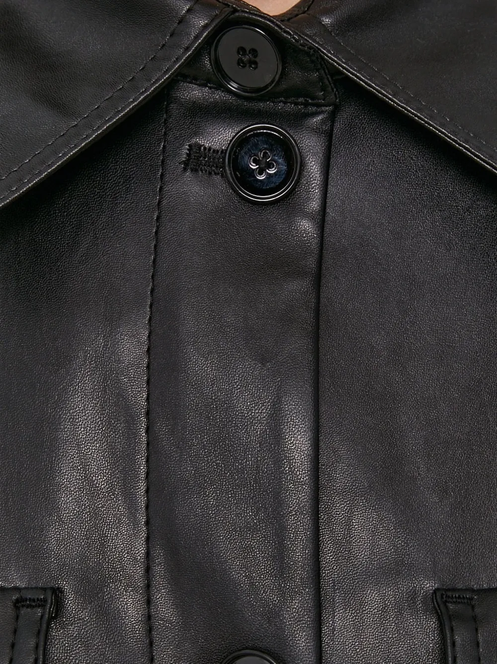 Drykorn Shirt met klepzak en knoopsluiting Zwart