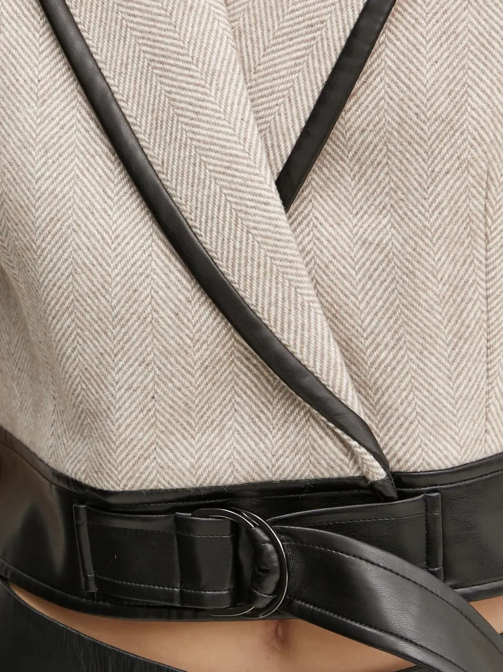 Bruuns Bazaar Belted Herringbone Top In Neutral