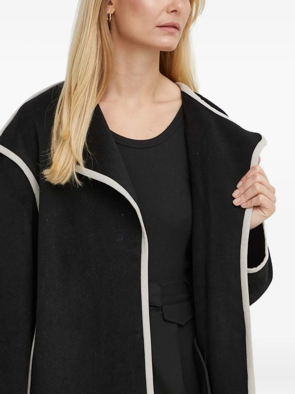 Bruuns Bazaar Contrast-piping Wool-blend Jacket In Black