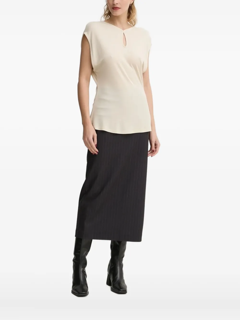 Bruuns Bazaar Keyhole-neckline Sleeveless Top In White