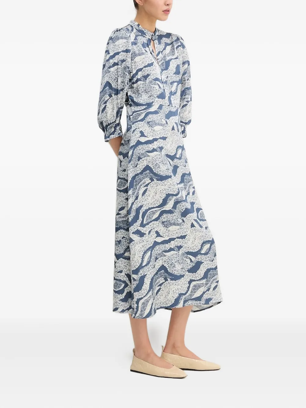 Bruuns Bazaar Jurk met abstracte print en pofmouwen - Blauw