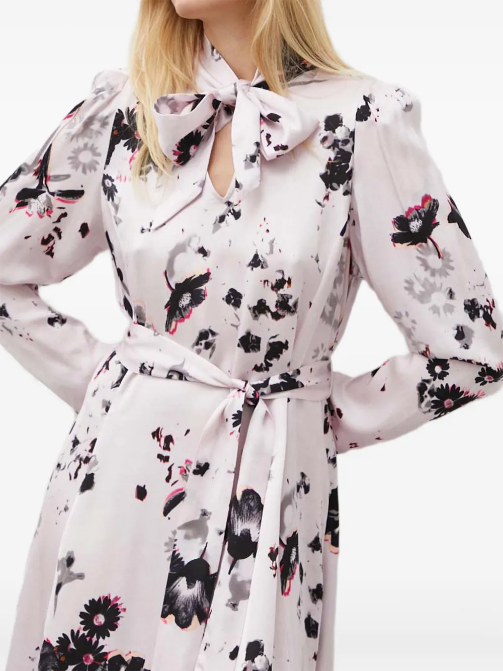 Bruuns Bazaar Midi-jurk met bloemenprint en strikhals Roze