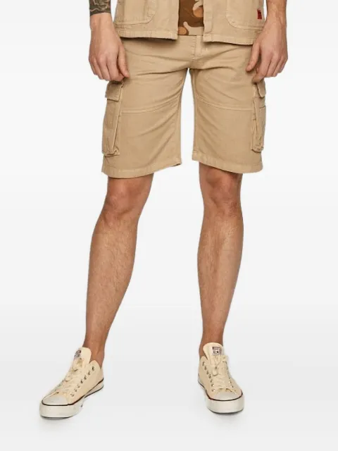 caterpillar cargo pocket shorts