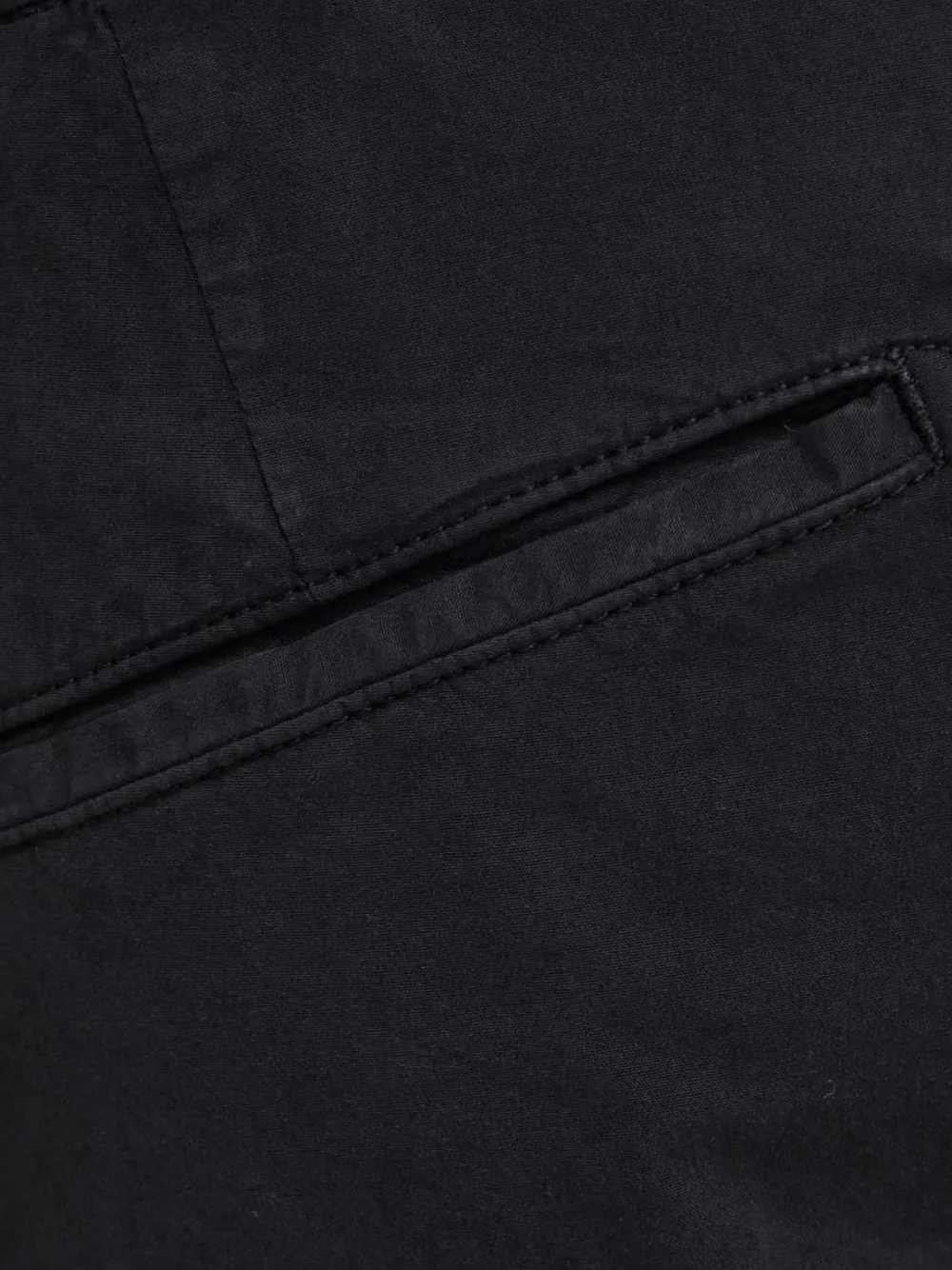 Drykorn Pleated Pocket Trousers In Black