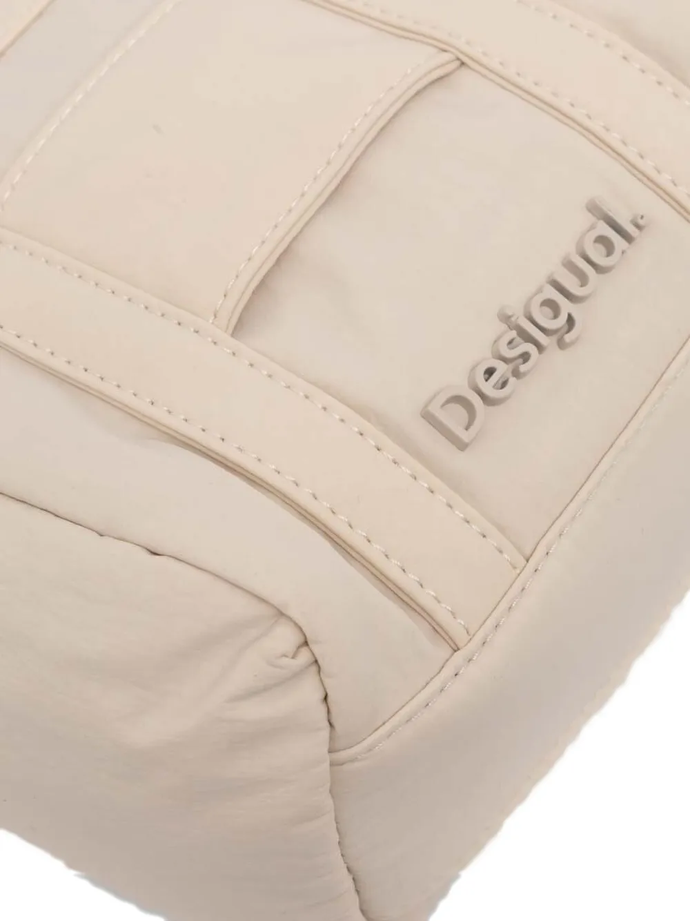 Desigual Voyager gewatteerde rugzak met handgreep Beige