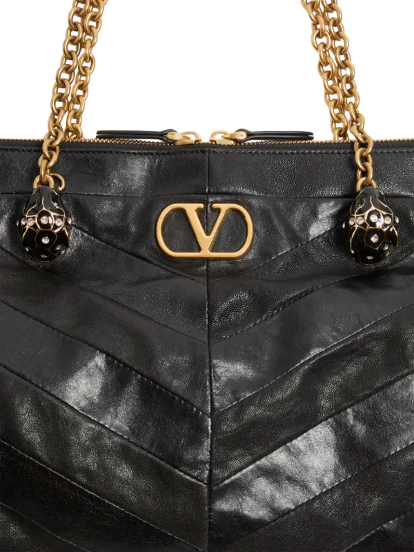 Valentino Garavani Vロゴ シグネチャー ショルダーバッグ | ブラック