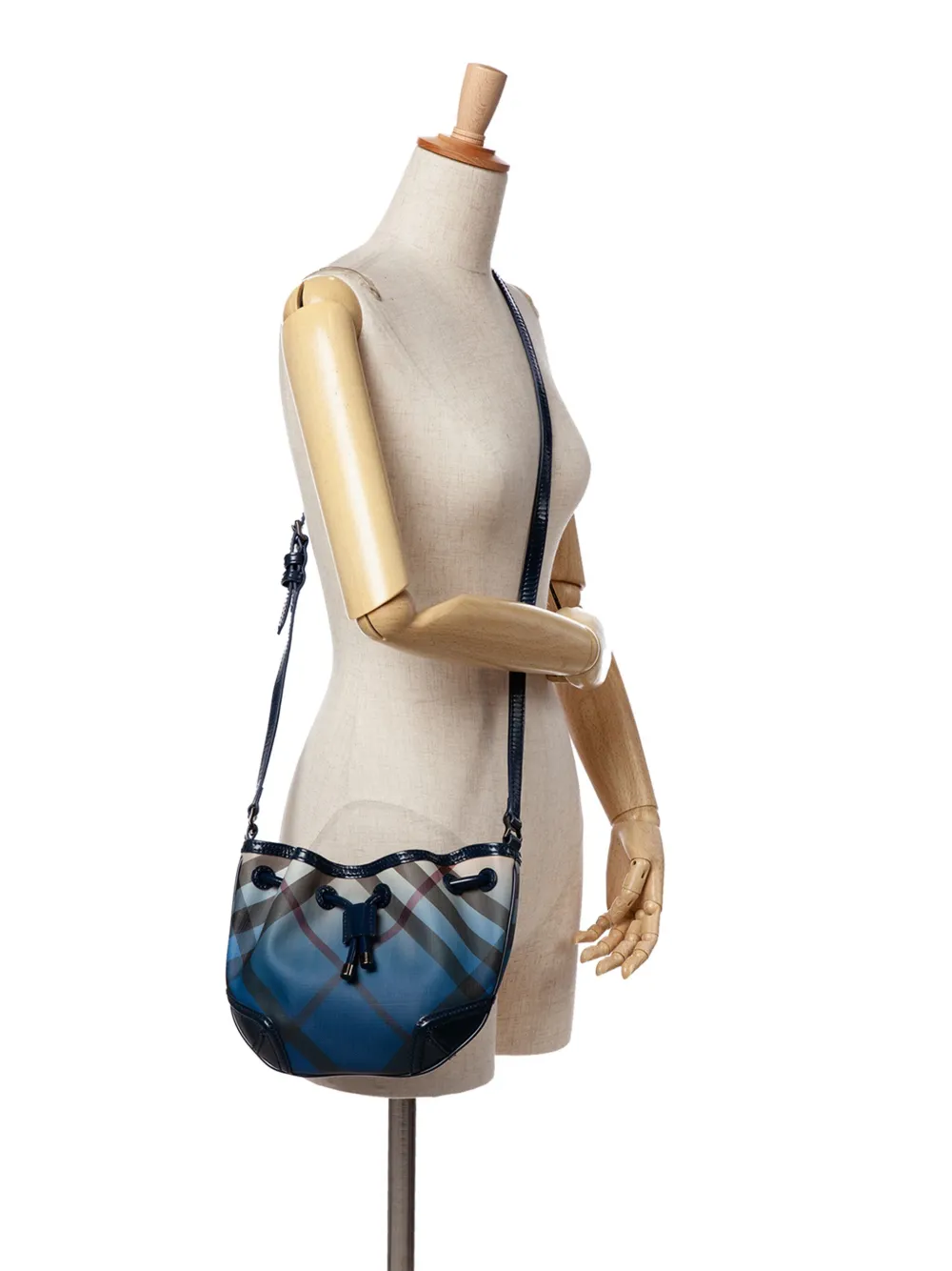 Burberry Pre-Owned 2000-2017 Supernova Check Coated Canvas Gradient Drawstring crossbody bag | Pre-Owned | Image 2