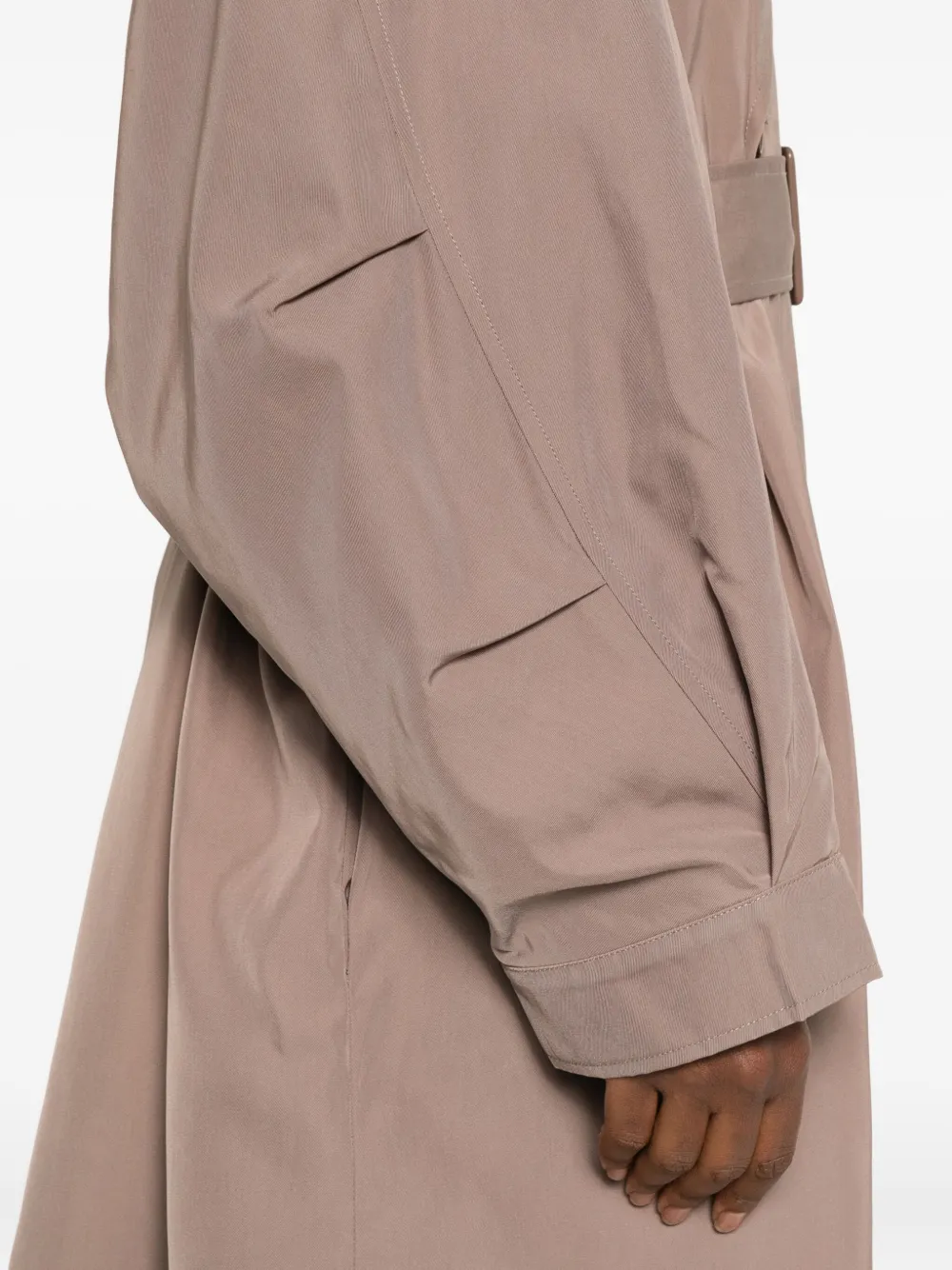 The Frankie Shop Trenchcoat met dubbele rij knopen en ceintuur Bruin
