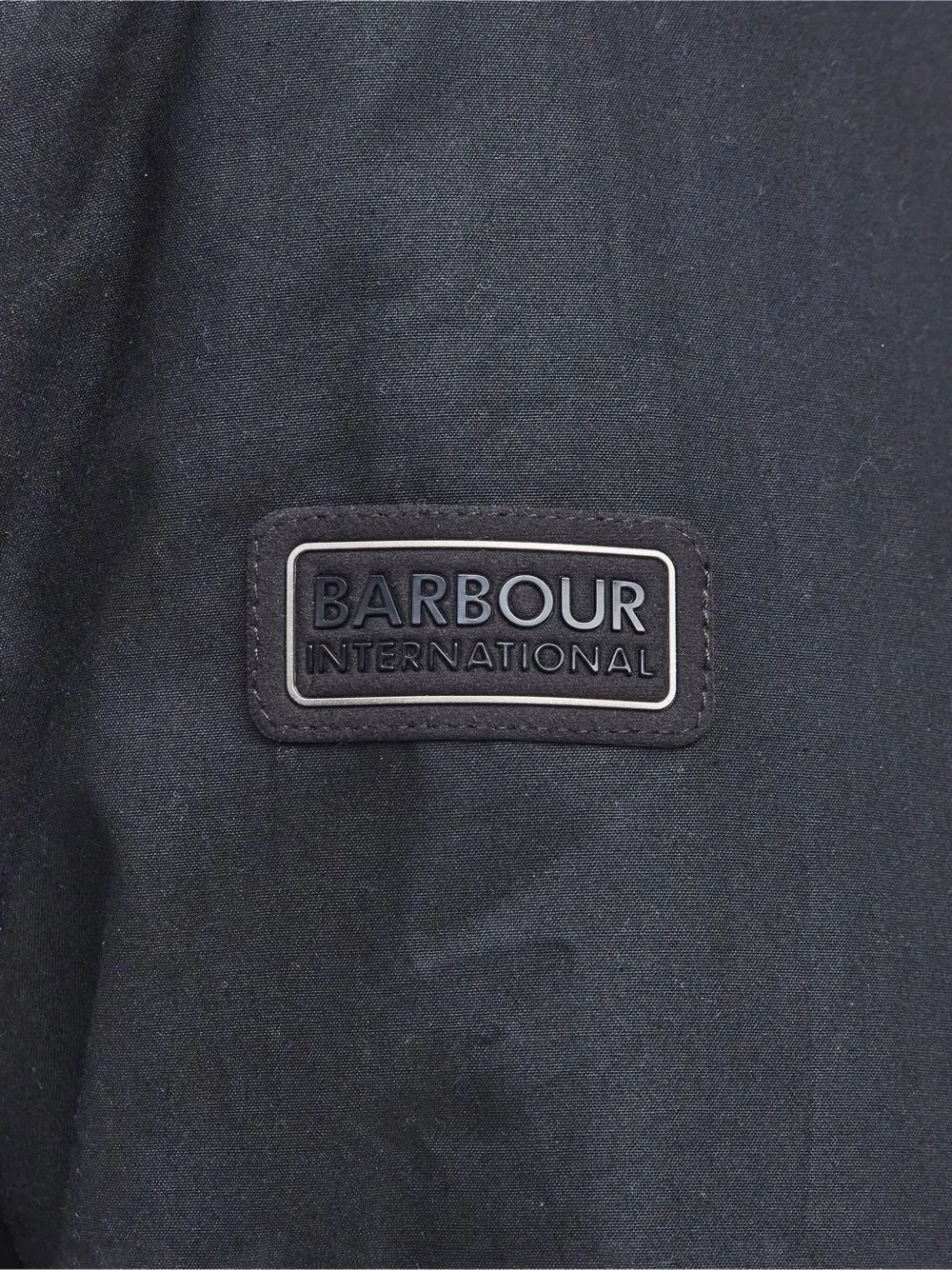 Barbour chest-pocket waxed jacket Zwart