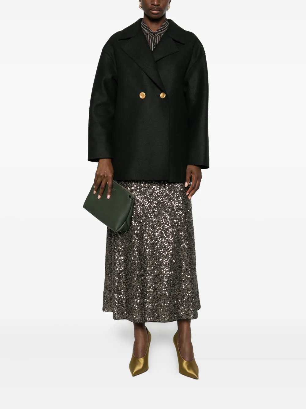 Harris Wharf London Virgin-wool Double-breasted Coat In Black