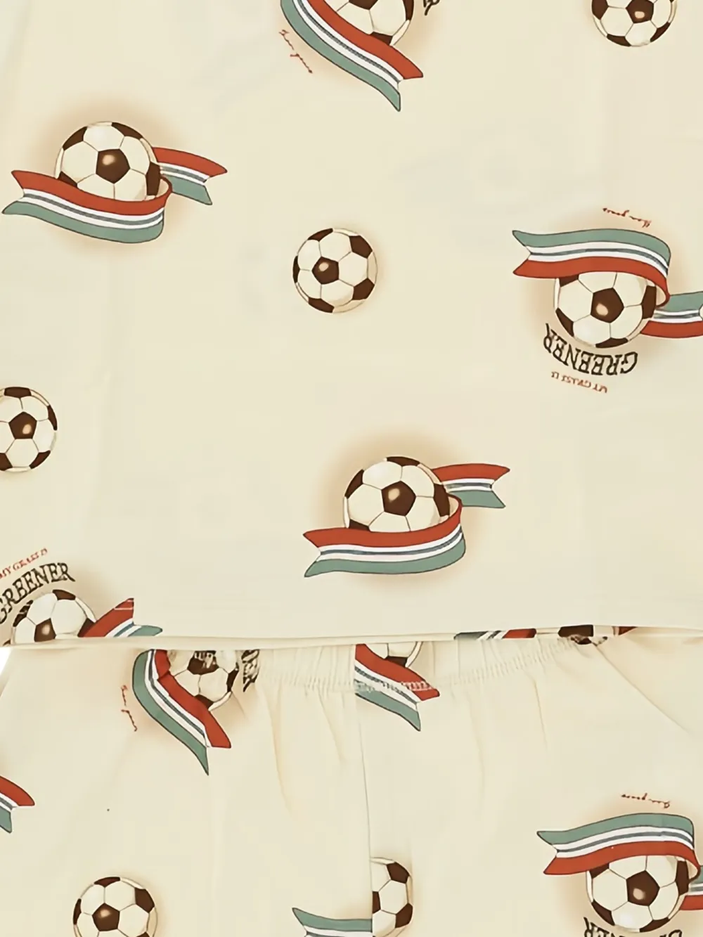 Konges Sløjd T-shirt en shorts met voetbalprint Beige