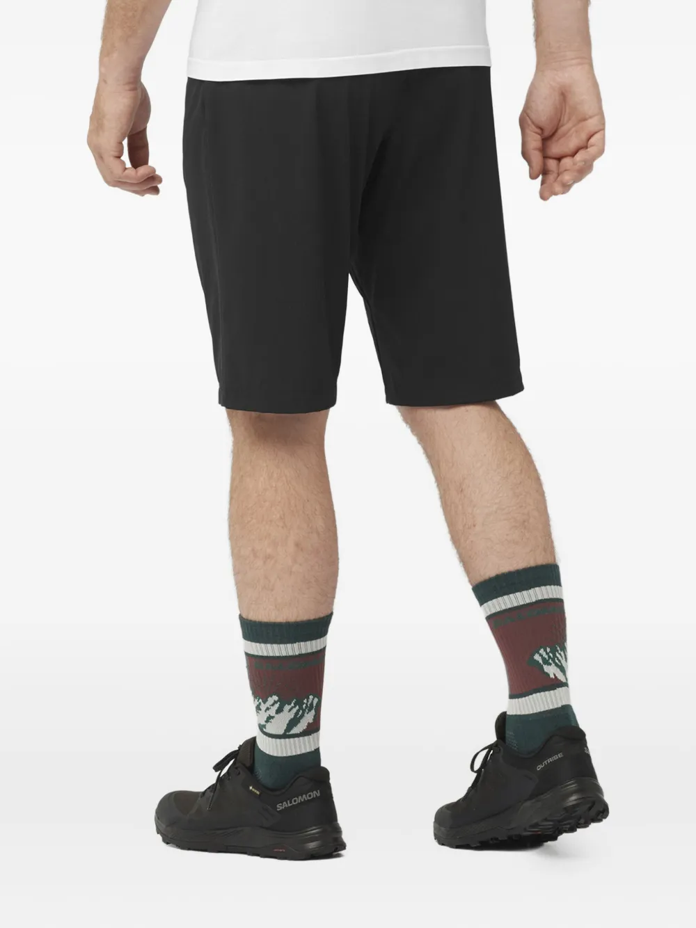 Salomon Wayfarer cargo shorts Zwart