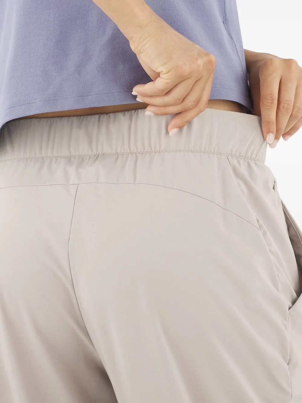 Salomon Broek met geplooide zak Beige