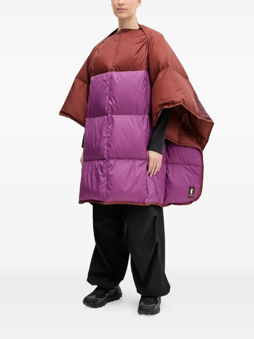 COTOPAXI Tweekleurige gewatteerde poncho Paars