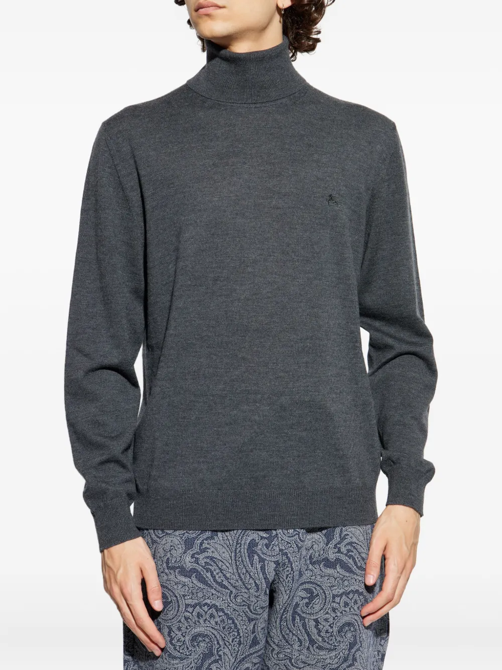 ETRO logo-embroidered turtleneck sweater Grijs