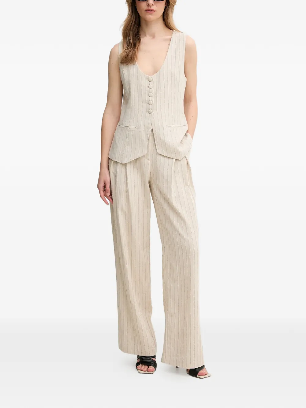  Hoss Intropia Pinstripe Pleated Trousers - Neutrals 