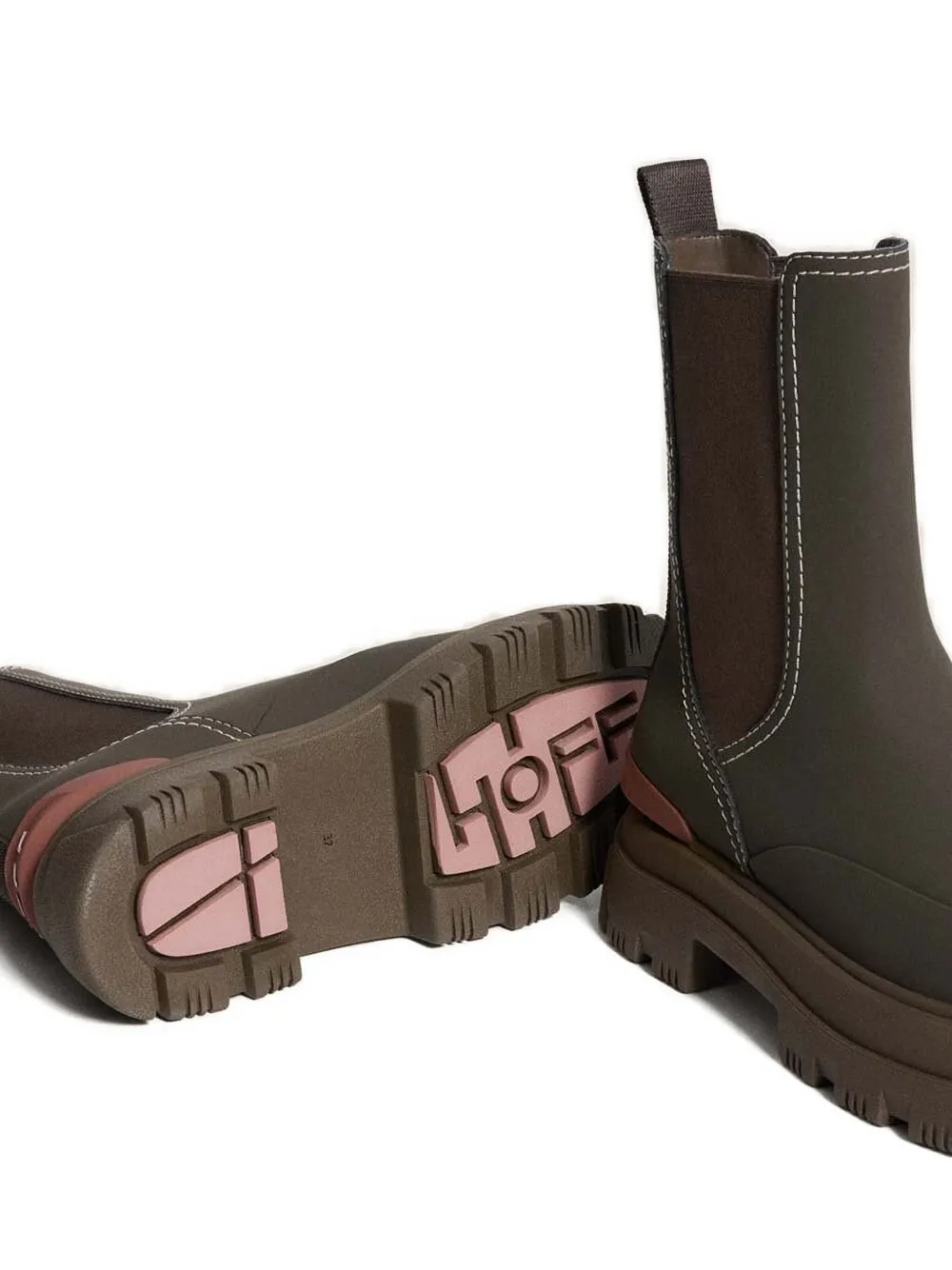 Hoff Lake boots Brown