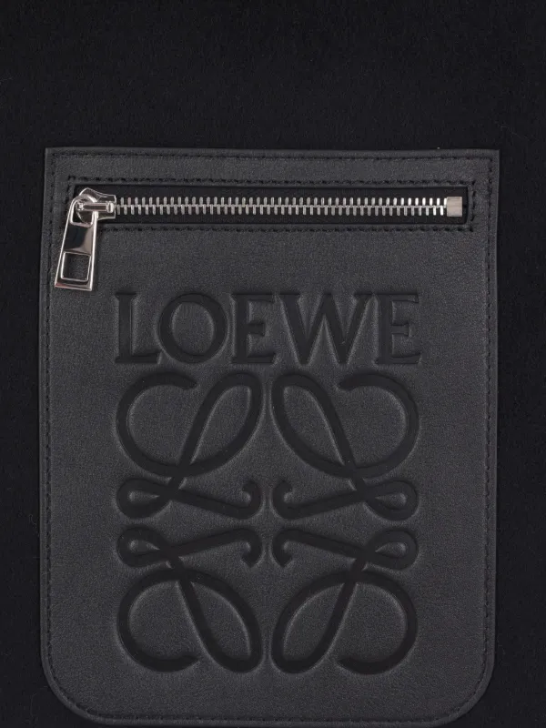 【関税込＆追跡】LOEWE ロゴパッチ フリンジ スカーフ LOEWE フリンジ スカーフ | ブラック | FARFETCH JP