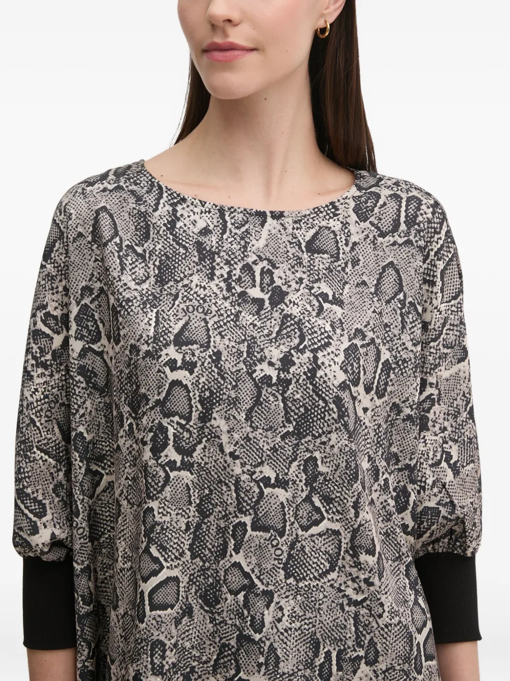 Joop Bluse Mit Schlangenleder-print In Gray