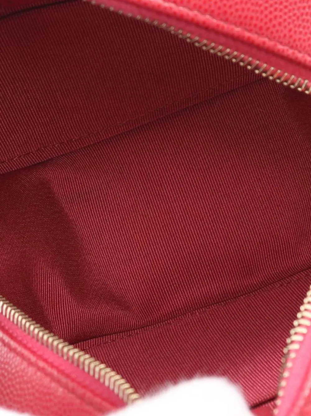 Pre-owned Chanel 2019 Quilted Caviar Round Clutch With Chain Crossbody Bag In Red