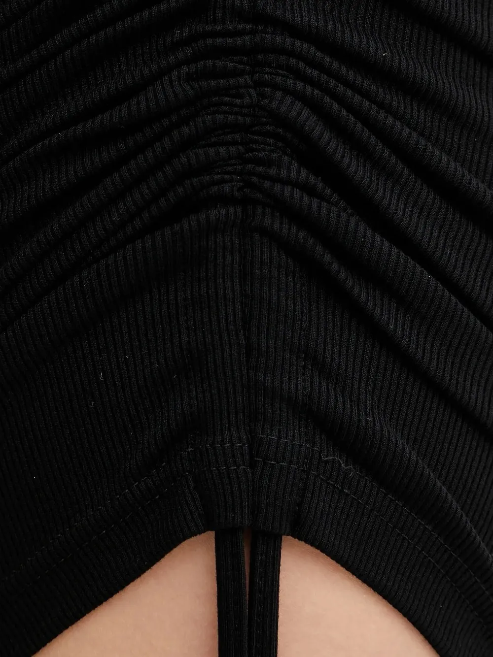 La Mania Sukienka Faith ribbed-drawstring mni dress Zwart