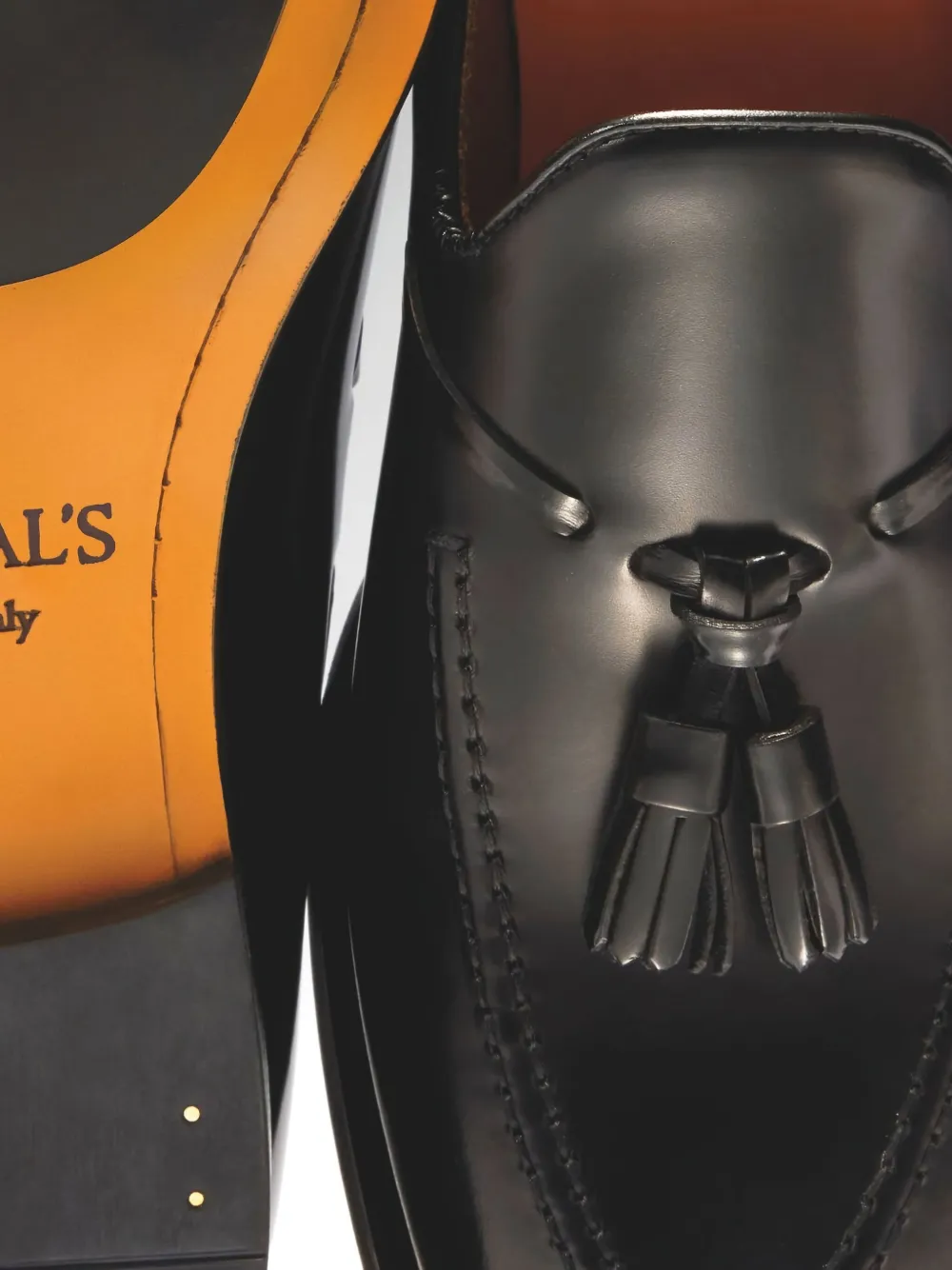 Doucal's tassel-leather loafers Black