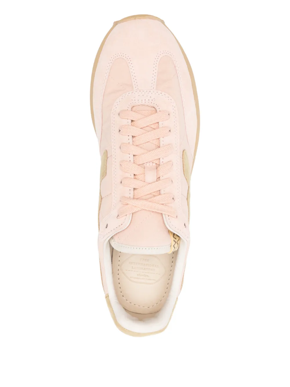 visvim Suède sneakers met applicatie Roze