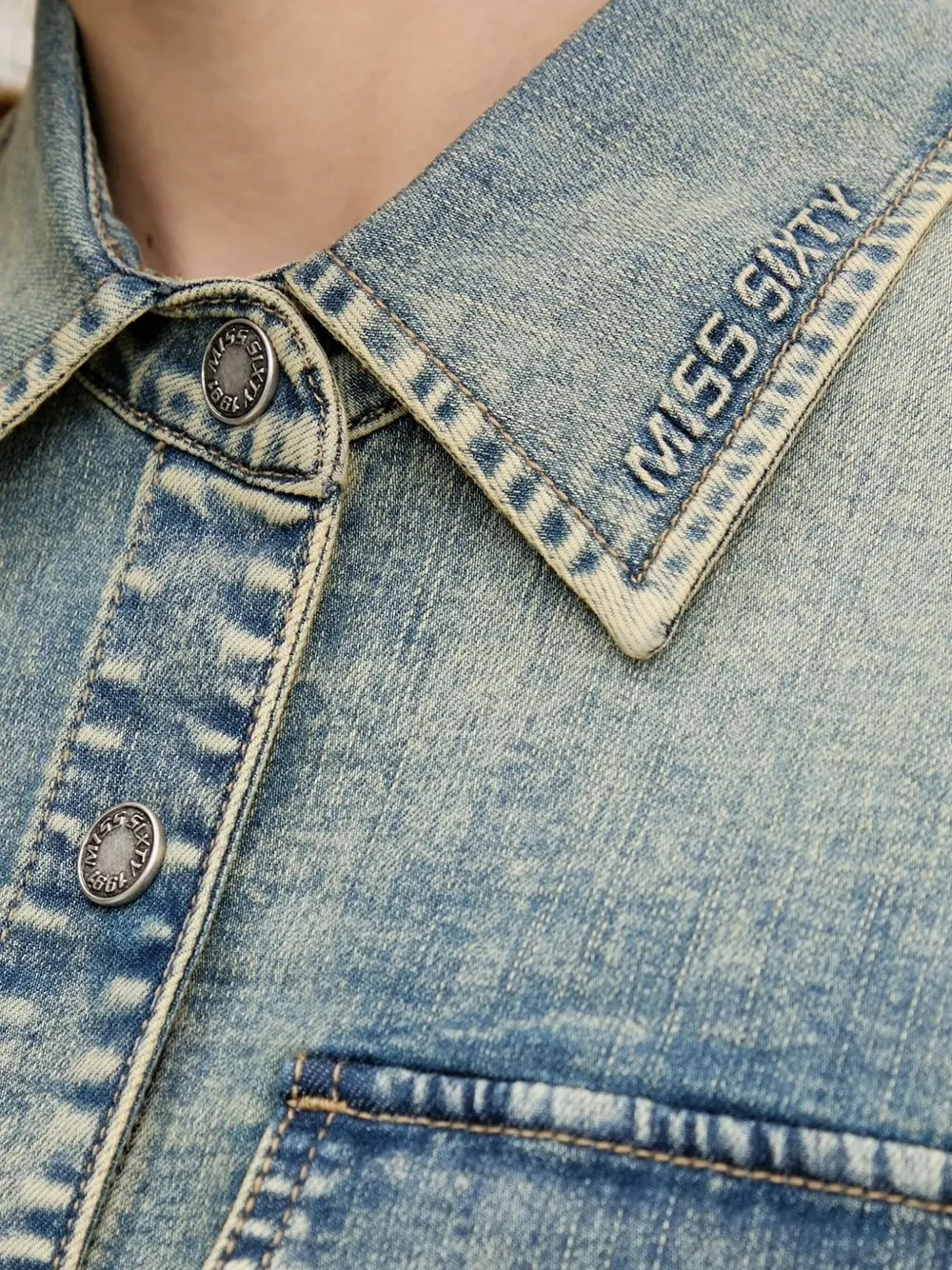 Miss Sixty Denim jack met geborduurde kraag Blauw