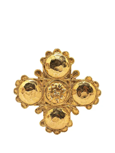 CHANEL Pre-Owned 1980-1990 Gold Plated Lion Logo Cross Brooch costume brooch