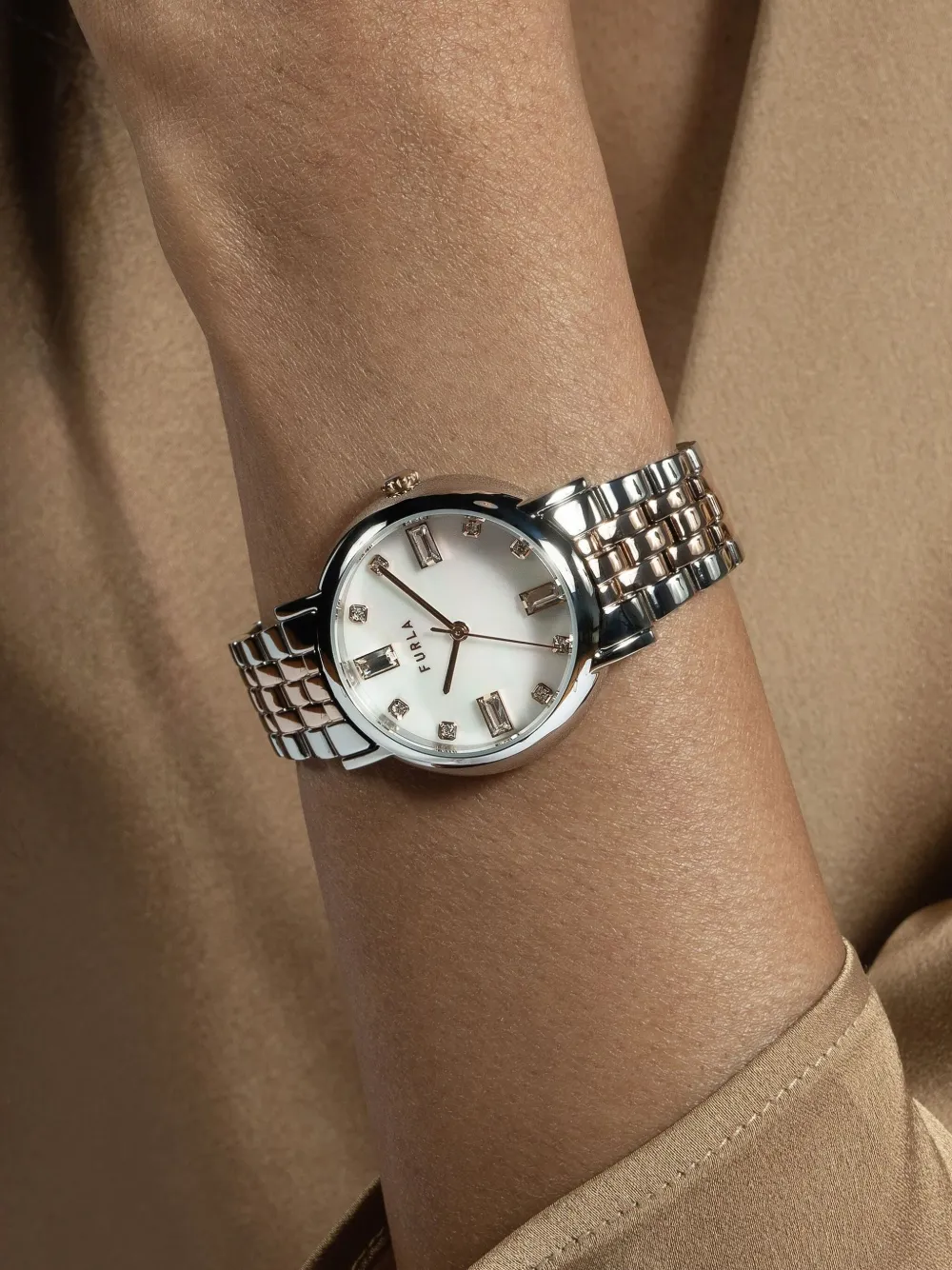 Furla Easy Shape 32mm In Gold