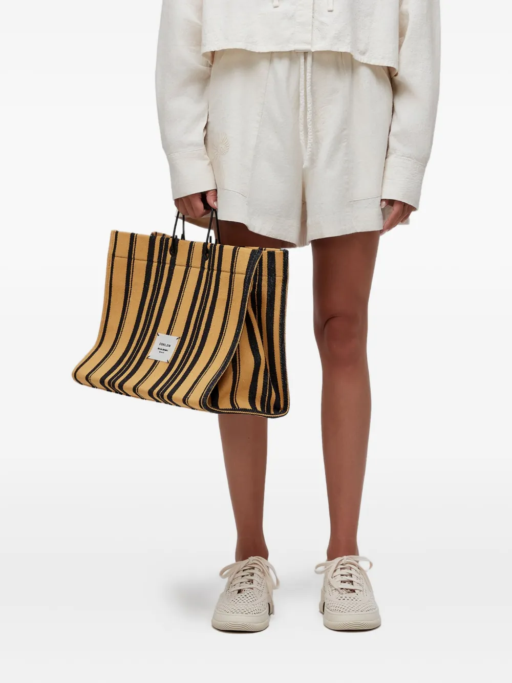 Osklen embroidered drawstring shorts | White | Image 1