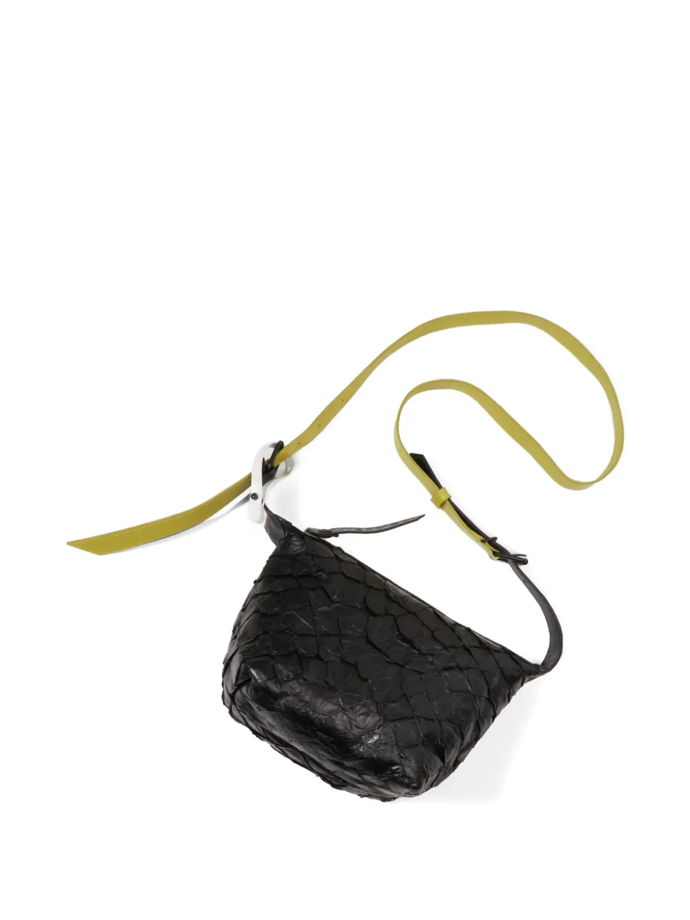 Osklen Crumpled Leather Shoulder Bag In Black