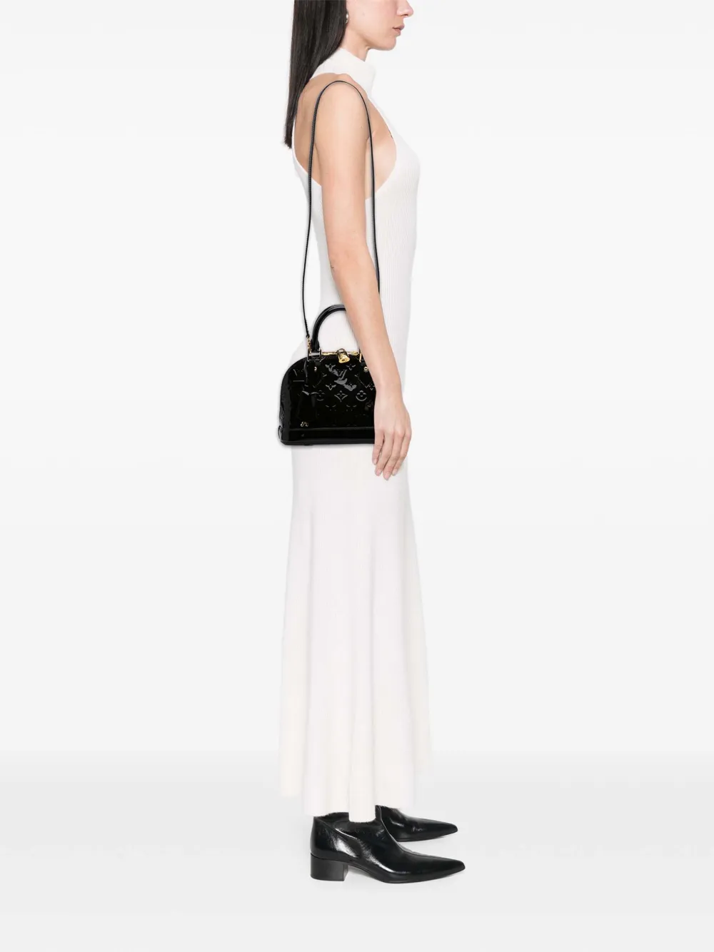 Louis Vuitton Pre-Owned 2017 Monogram Vernis Alma BB satchel | Pre-Owned | Image 2