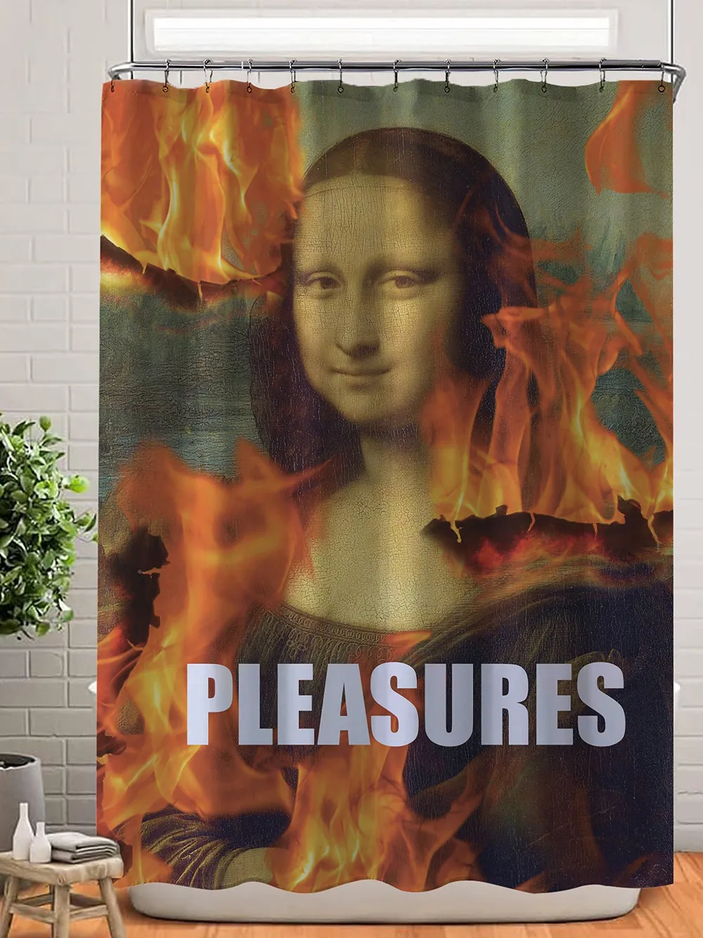 Pleasures Burn shower curtain | Toallas y batas de baño | Image 2