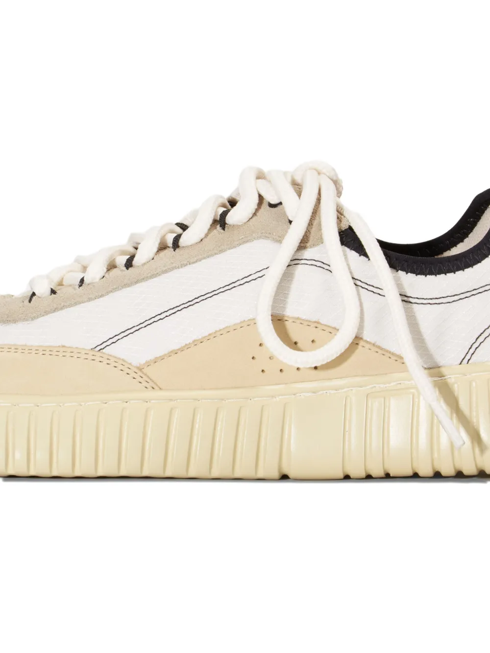 Osklen Sneakers met vlakken Beige