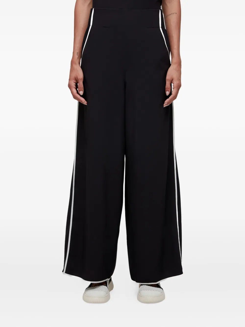 Osklen side-stripe trousers | Black | Image 1