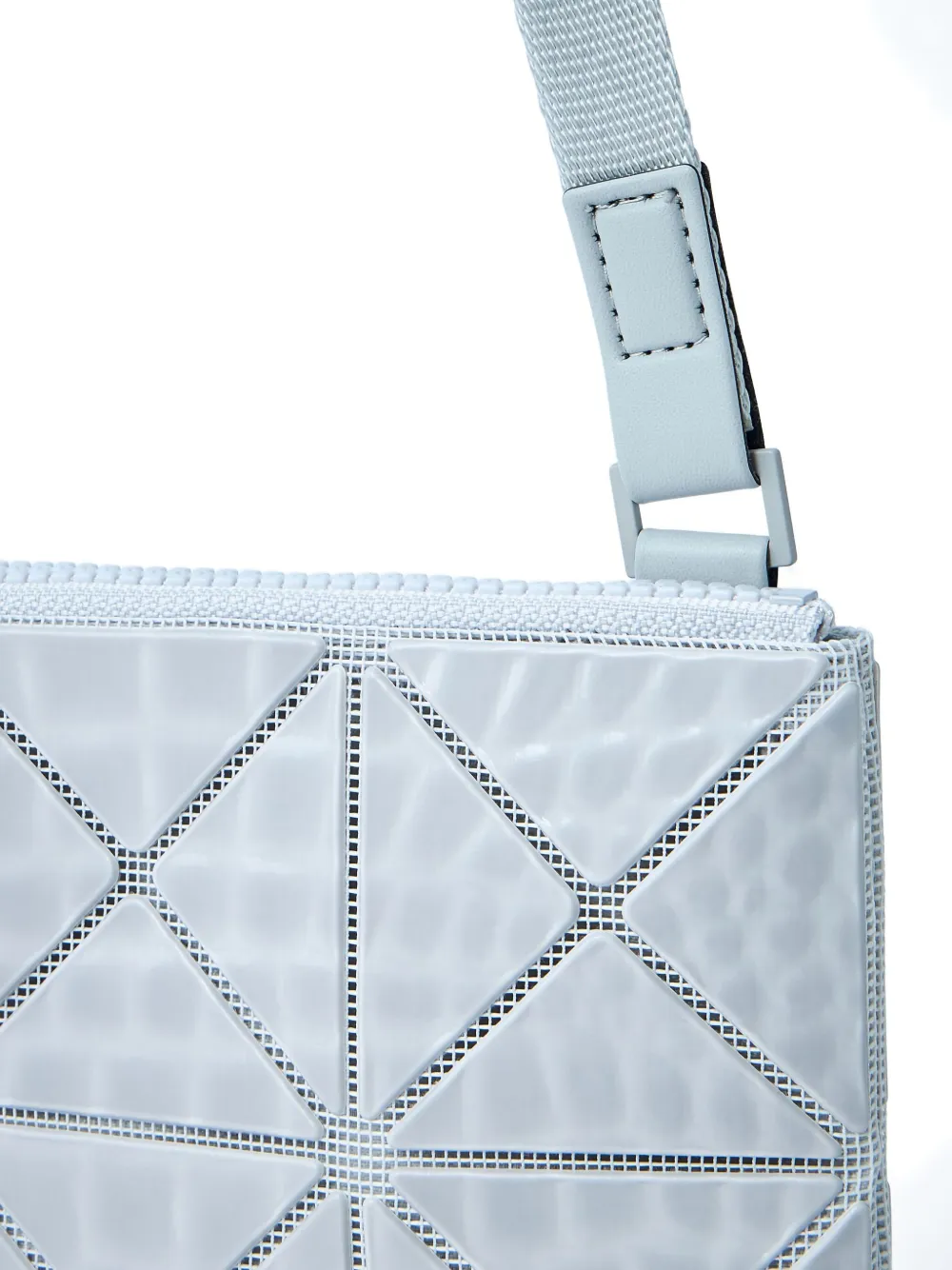 Bao Issey Miyake medium Kaiju triangular-tile cross body bag Grijs
