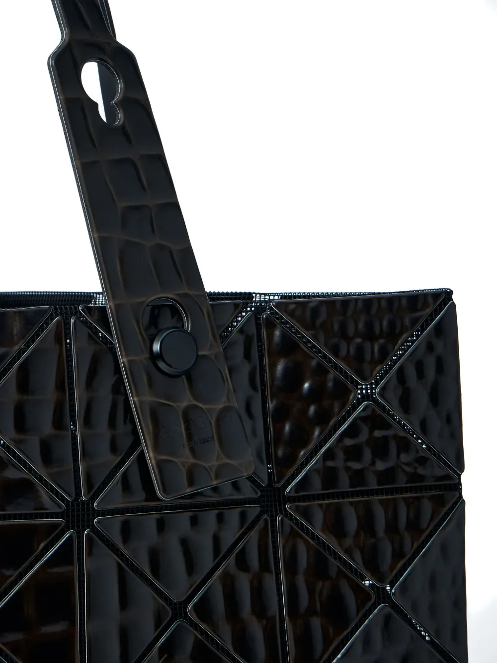 Bao Issey Miyake Kaiju triangular-tile tote bag Zwart