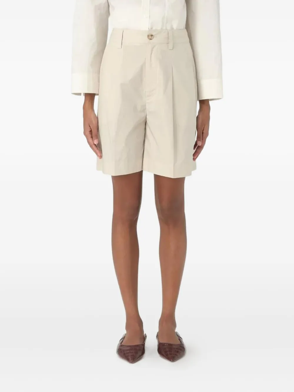 Woolrich pleated button shorts Beige