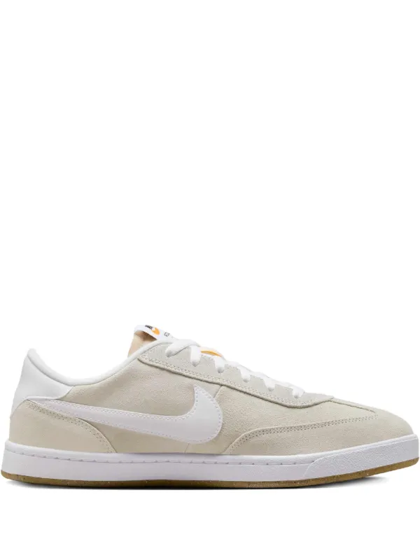 Nike SB FC Classic 