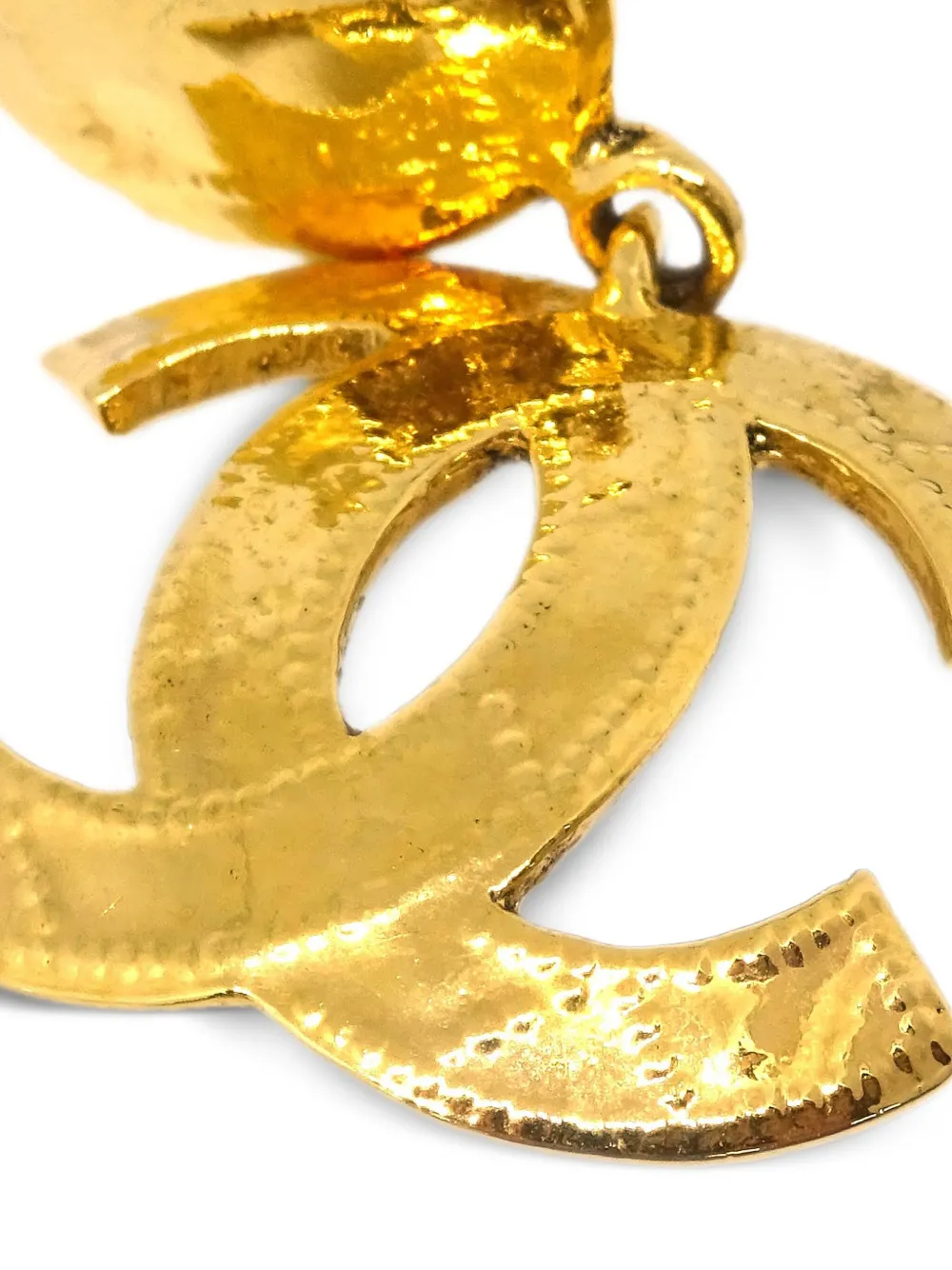 Pre-owned Chanel Cc Drop Earrings In Gold