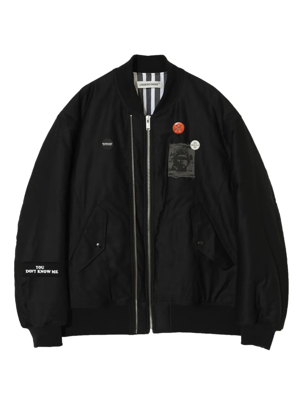 Undercover Gewatteerd bomberjack met geborduurde patch Zwart